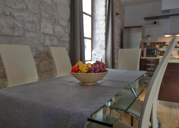 Loft In Ismaelli Palace Apartament *