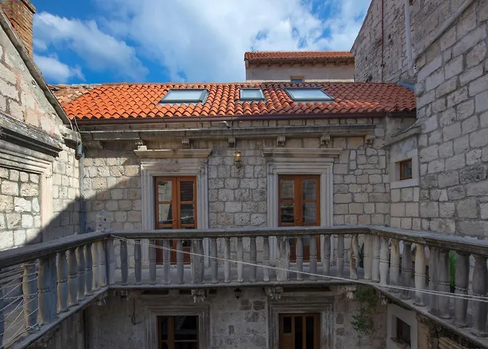 Loft In Ismaelli Palace Apartament *