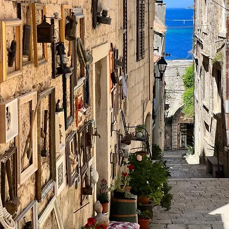 Apartment Loft In Ismaelli Palace Korcula Town