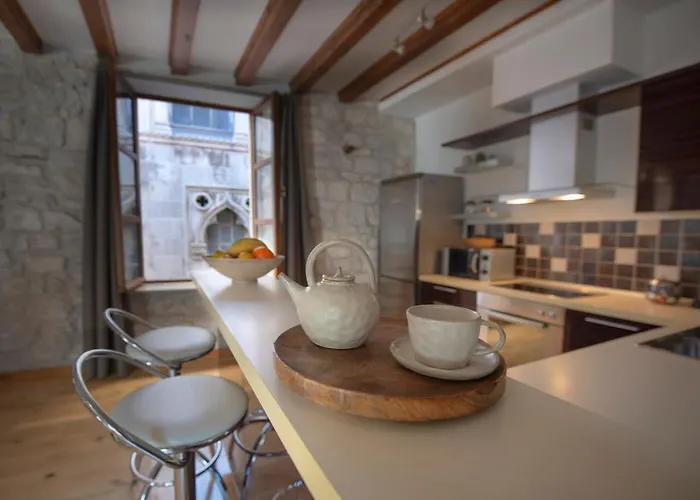 Loft In Ismaelli Palace Apartment *