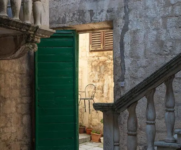Loft In Ismaelli Palace Apartment Korcula Town