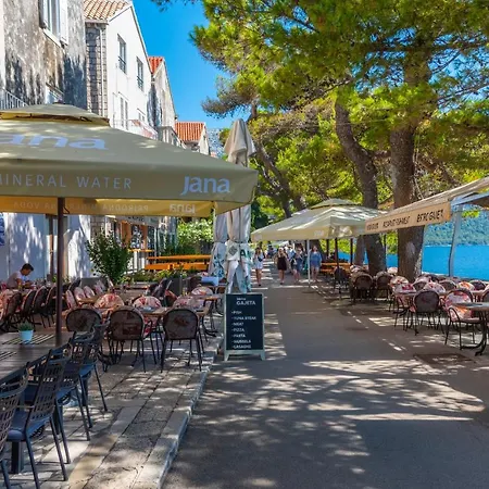 شقة Loft In Ismaelli Palace كورتْشولا