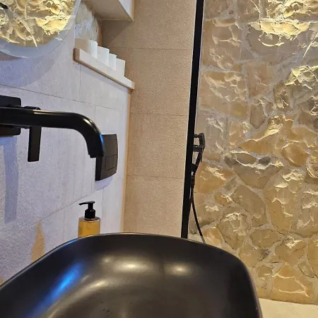 Loft In Ismaelli Palace كورتْشولا